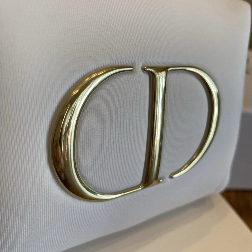 DIOR Beauté White Couture CD Pouch Gold Hardware VIP Cosmetic Bag AUTHENTIC GWP - Picture 3 of 15